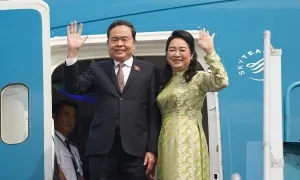 Chủ tịch Quốc hội lên đường thăm Singapore và Nhật Bản Chủ tịch Quốc hội lên đường thăm Singapore và Nhật Bản