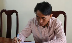 Người đánh tới tấp tài xế trong cabin xe tải bị bắt Người đánh tới tấp tài xế trong cabin xe tải bị bắt