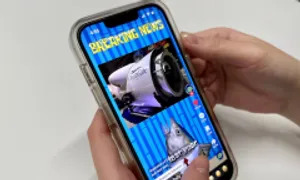 Người trẻ cập nhật tin tức qua 'meme'