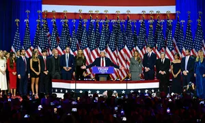 Ông Trump sẽ dừng quản lý đế chế kinh doanh khi nhậm chức Ông Trump sẽ dừng quản lý đế chế kinh doanh khi nhậm chức