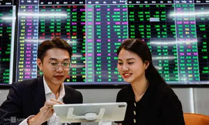Tài khoản chứng khoán mở mới nhiều nhất 4 tháng Tài khoản chứng khoán mở mới nhiều nhất 4 tháng