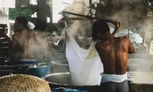 Indonesia khó giải bài toán đốt rác nhựa từ Mỹ, Nhật trong sản xuất đậu phụ