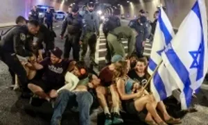 Biểu tình yêu cầu chấm dứt xung đột Gaza bùng phát khắp Israel