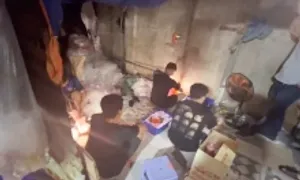 Đường dây làm giả nước giặt 'hàng ngoại' bị bắt
