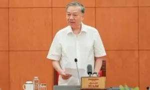 'Văn kiện Đại hội 14 là cam kết trước nhân dân về giai đoạn phát triển mới'