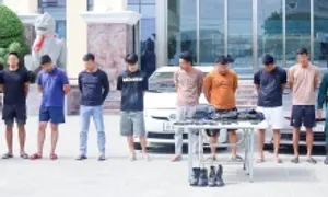 Campuchia phá băng nhóm đóng giả quân cảnh, tống tiền du khách