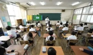 Tokyo ra quy định cứng rắn với phụ huynh khó tính